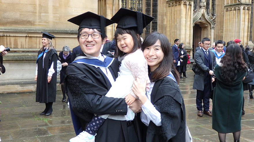 Studying at Oxford with family 